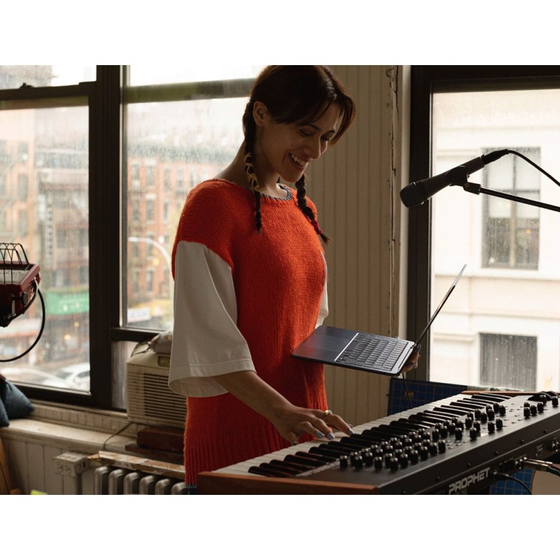 Ноутбук APPLE MacBook Air 13" M2 16/512GB Midnight