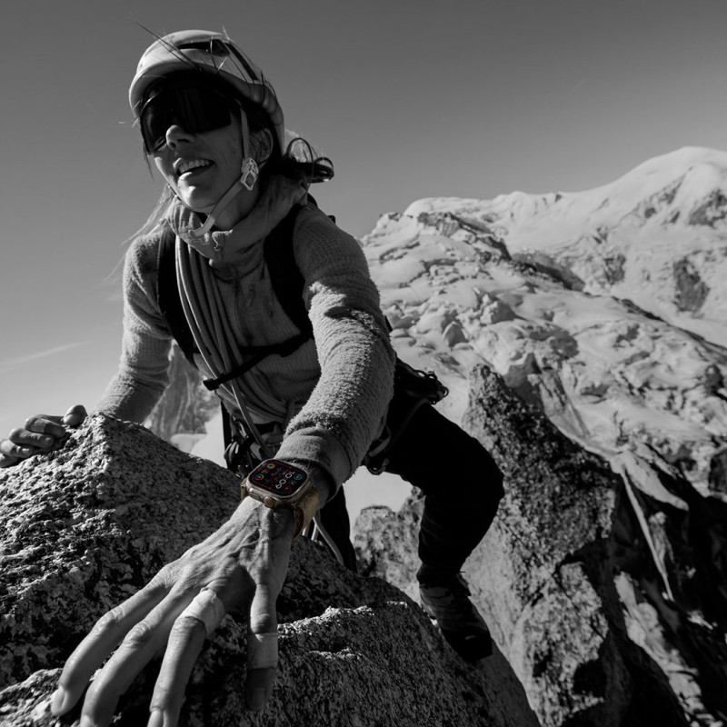 Смартгодинник Apple Watch Ultra 2 GPS + Cellular, 49mm Titanium Case with Olive Alpine Loop – Large